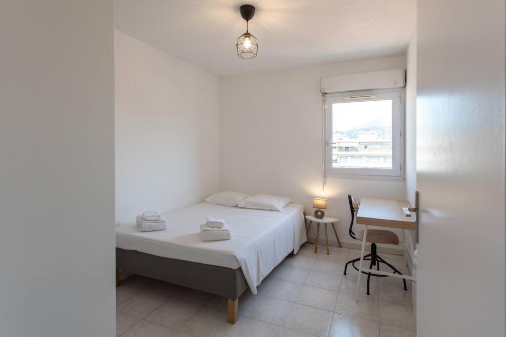 L41 Suite Paladium 8Pax 4Rooms Balcony Wifi Ac Nice Exterior photo